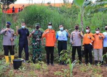 Gladi Lapang Mitigasi Bencana Berbasis Vegetasi
