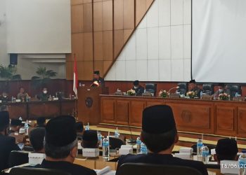 Rapat Paripurna DPRD Penyampaian Nota Keuangan tentang Raperda Pertanggung jawaban Pelaksanaan APBD T.A. 2021