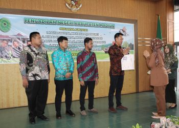 Pengadilan Negeri Kabupaten Madiun Adakan Acara Pengantar Alih Tugas dan Purna Tugas