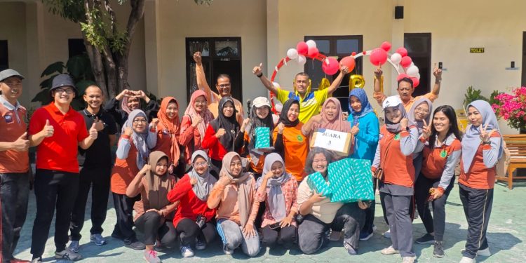 Lomba Tepung Estafet Meriahkan Kegiatan di Pengadilan Agama Kabupaten Madiun