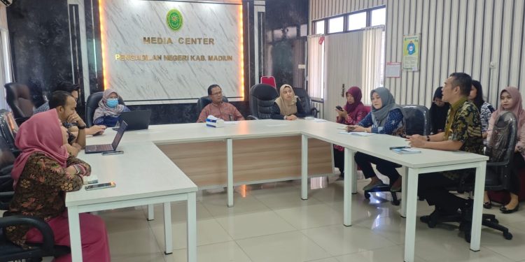 Rapat Persiapan Zona Integritas Pengadilan Negeri Kabupaten Madiun: Wujudkan Komitmen Menuju Wilayah Bebas dari Korupsi