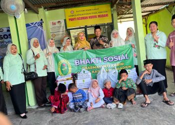 IKAHI dan Dharmayukti Karini Kabupaten Madiun Berbagi Kebahagiaan dengan Anak Yatim dan Dhuafa