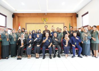 Wakil Ketua Pengadilan Tinggi Surabaya Kunjungi PN Kabupaten Madiun: Dorong Komitmen Menuju WBK 2025