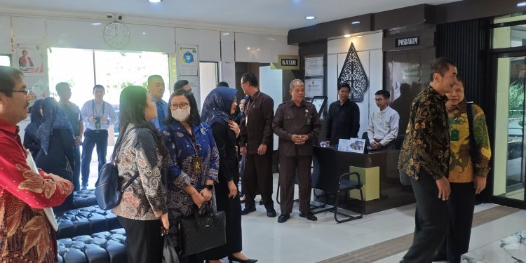 Assessment Program AMPUH Badilum oleh Pengadilan Tinggi Surabaya di Pengadilan Negeri Kabupaten Madiun