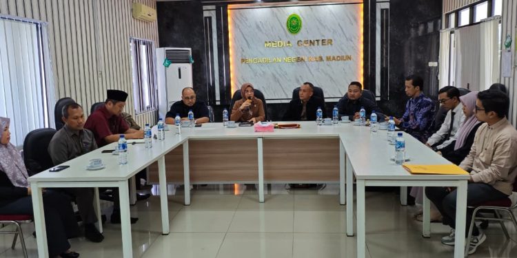 Pengadilan Negeri Kabupaten Madiun Jalin Kerja Sama (MOu) dengan Pos Bantuan Hukum dengan LBH IAIN Ponorogo Tahun 2026