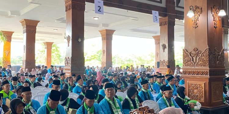 Waka PN Kabupaten Madiun Hadiri Pemberangkatan Jamaah Haji Tahun 1447 H/2026 M
