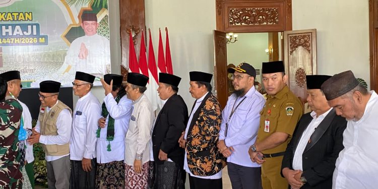 Waka PN Kabupaten Madiun Hadiri Pemberangkatan Jamaah Haji Tahun 1447 H/2026 M