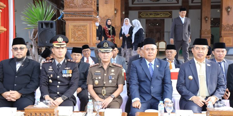 Wakil Ketua PN Kabupaten Madiun Hadiri Upacara Peringatan Hari Kartini Tahun 2026