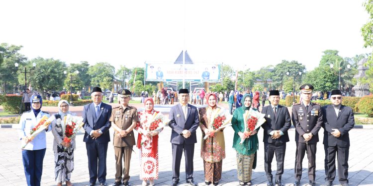 Wakil Ketua PN Kabupaten Madiun Hadiri Upacara Peringatan Hari Kartini Tahun 2026